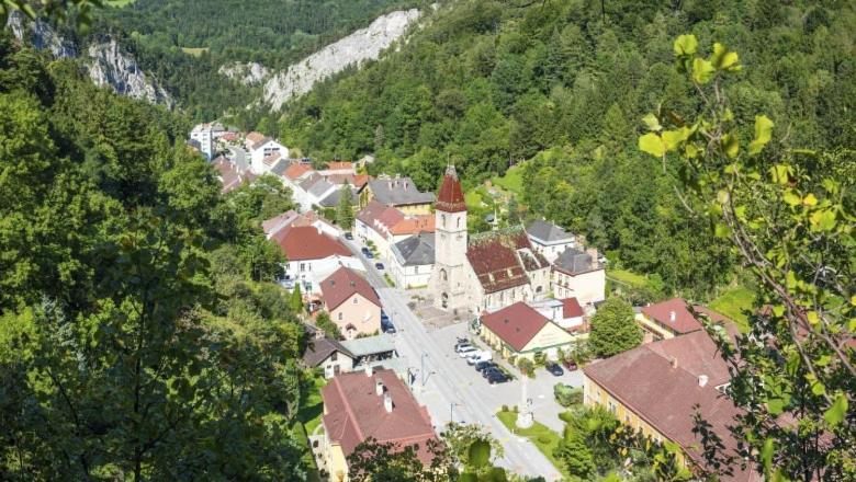 Schoene Ferienwohnung Schottwien エクステリア 写真
